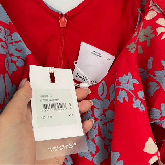 C/Mel Collective - Red Floral Mini Dress - Picture 3 of 8